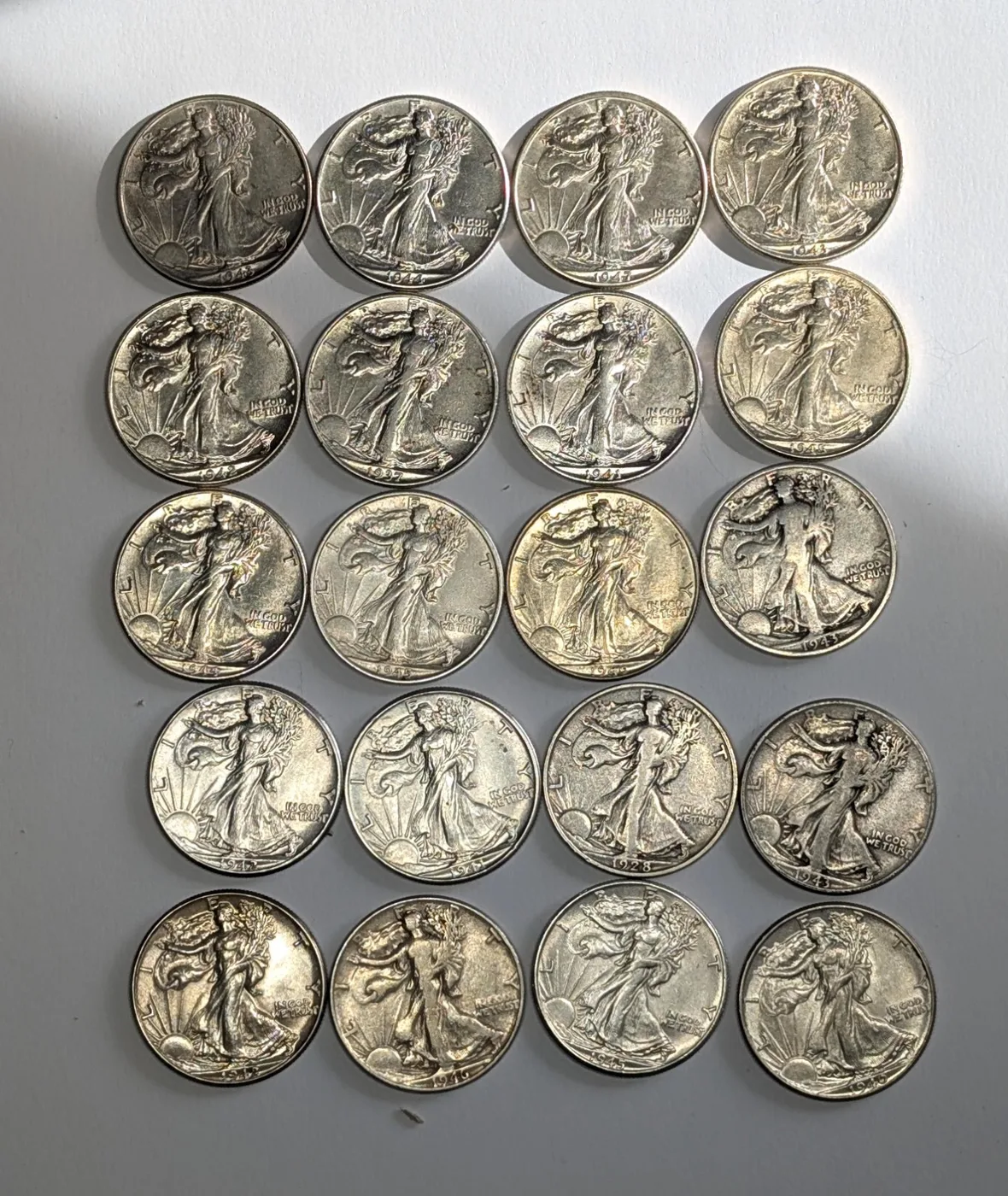 Lot of 20 Walking Liberty Half Dollars 1937-1947 90% Silver $10 Face