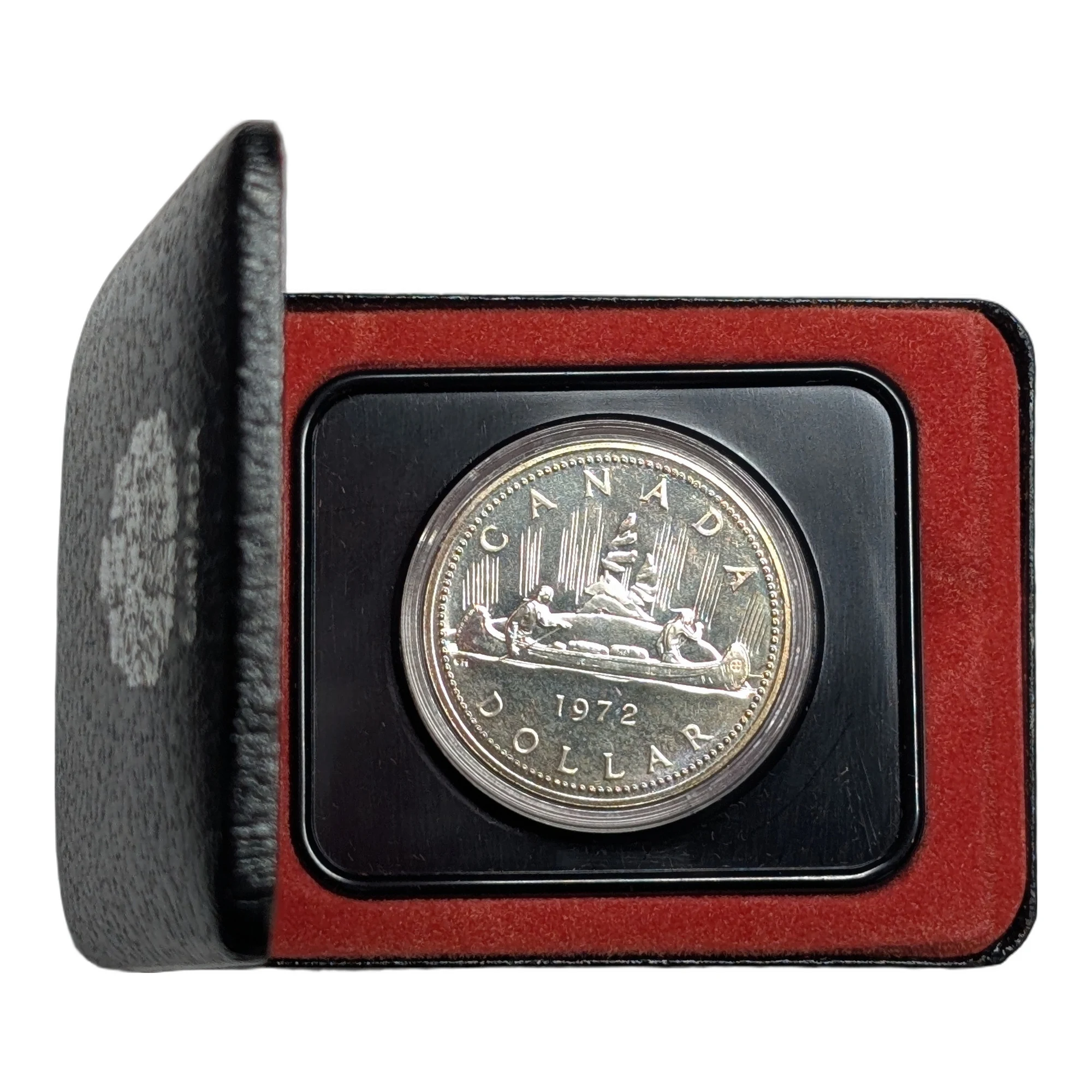 Reverse, the voyageur, in the clamshell case