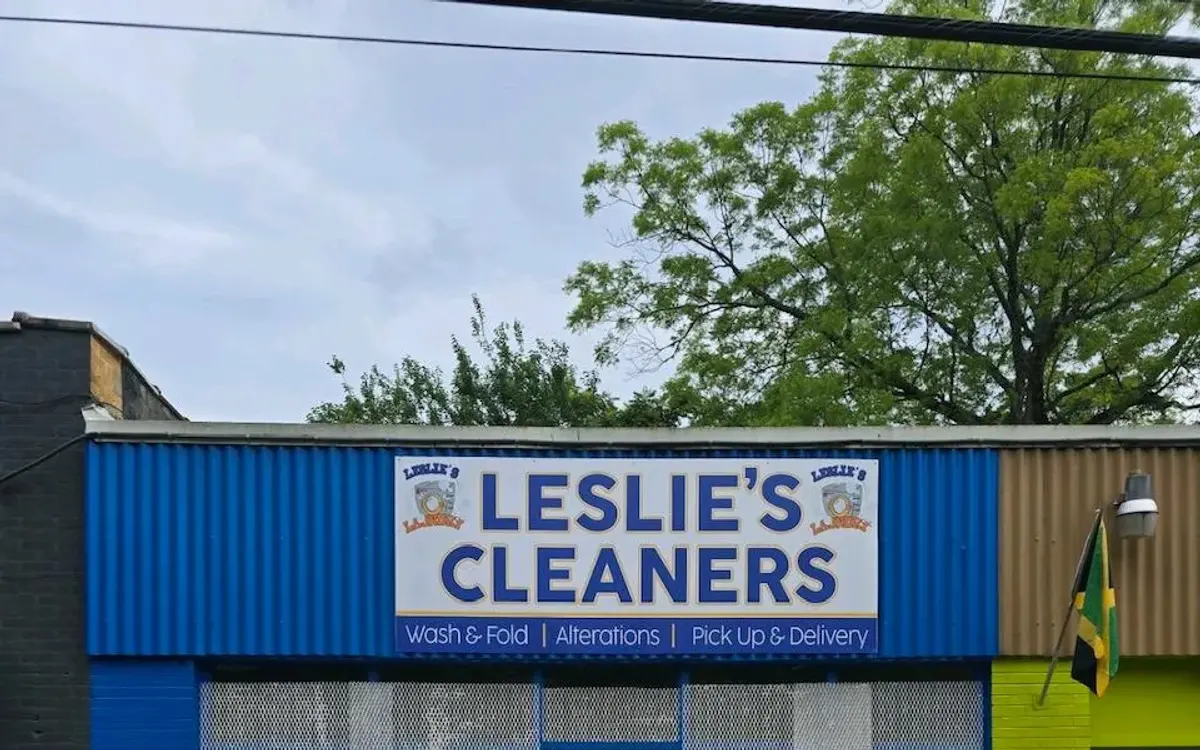 Leslie'S Laundry Care LLC