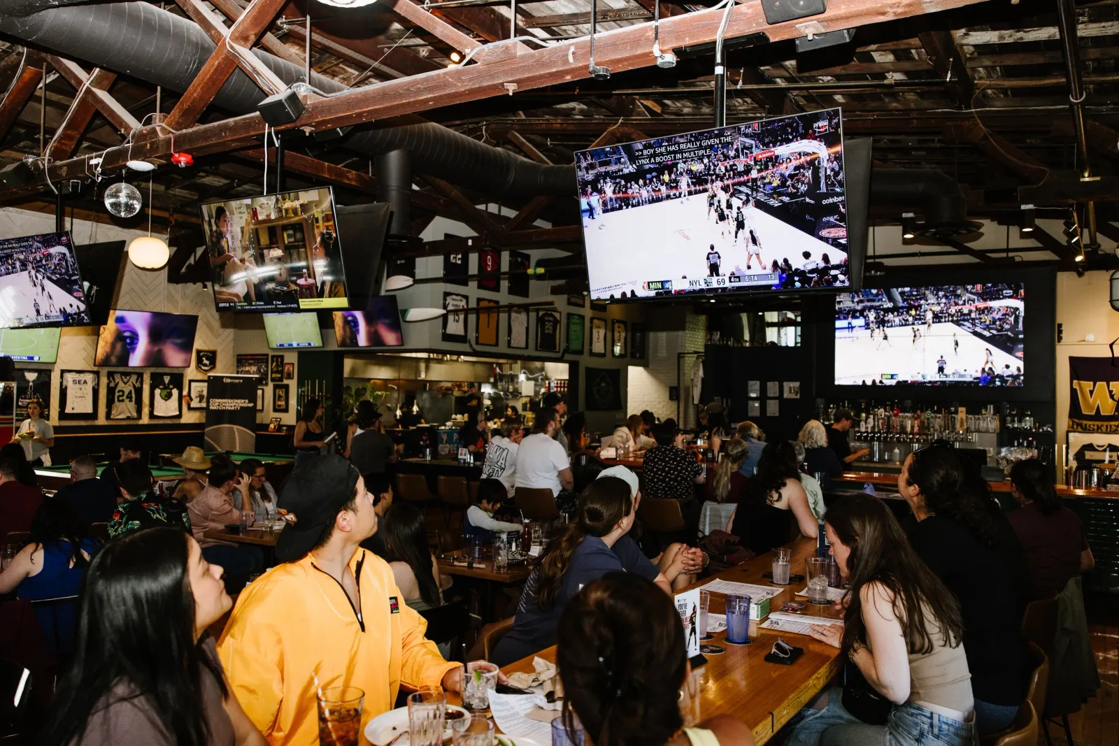 Rough & Tumble Pub