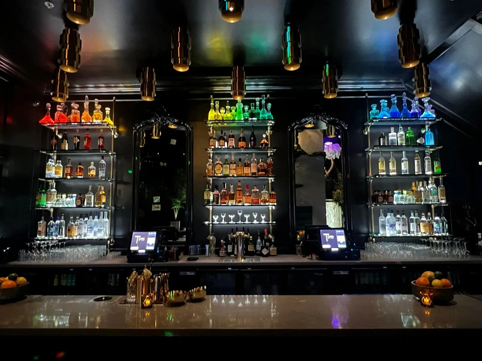 Town Bar & Lounge